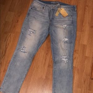 American Eagle jeans with tags